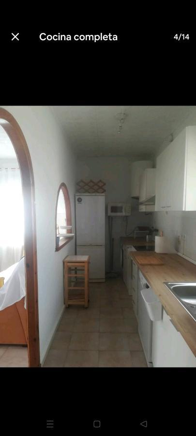 Вилла Acogedora Casa Con Piscina Торевьиа Экстерьер фото